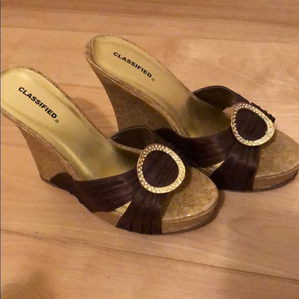 Classified wedges - Picture 4 of 6
